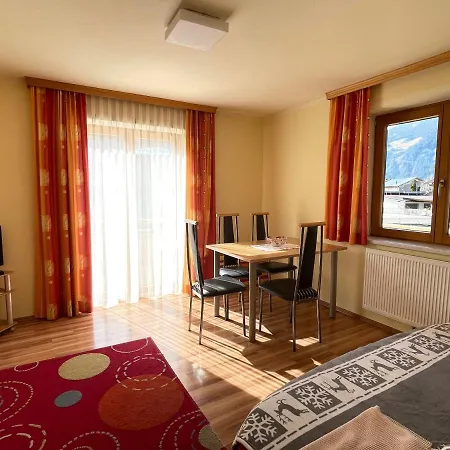 Huditz Apartment